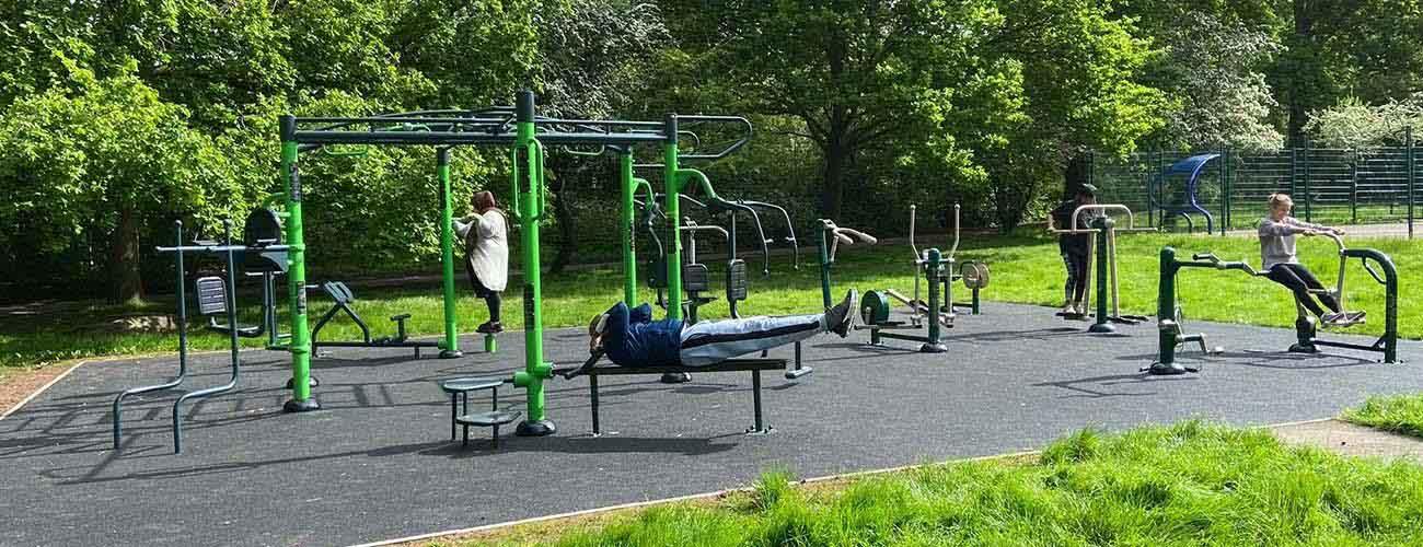 Peckham Rye Park Outdoor Gym by Fresh Air Fitness