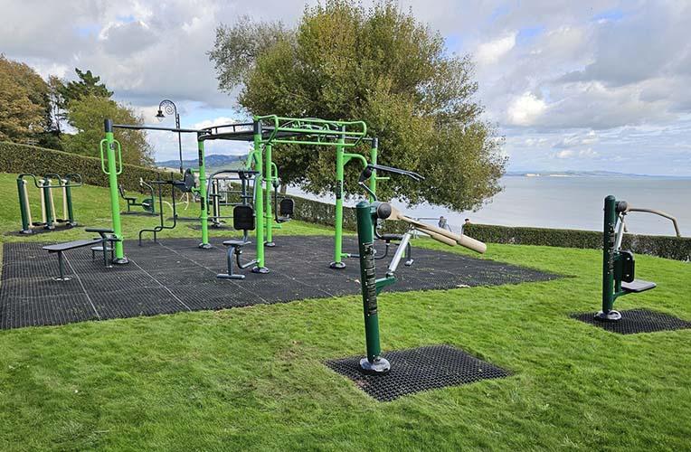  Lyme Regis Town Council Outdoor Gym 